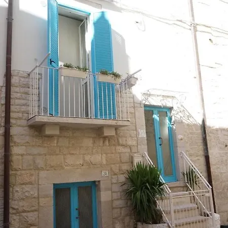 Arco Del Priore * Trani